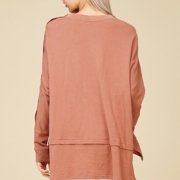 NWT Crescent Oversized Sweater Size Medium - Picture 5 of 10